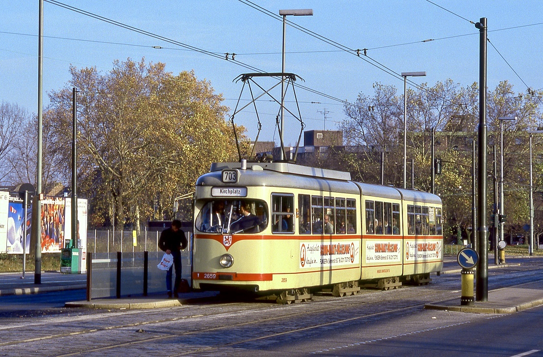 Düsseldorf 2659, Grafenberger Allee, Hst. Schlüterstraße, 09.11.1986.