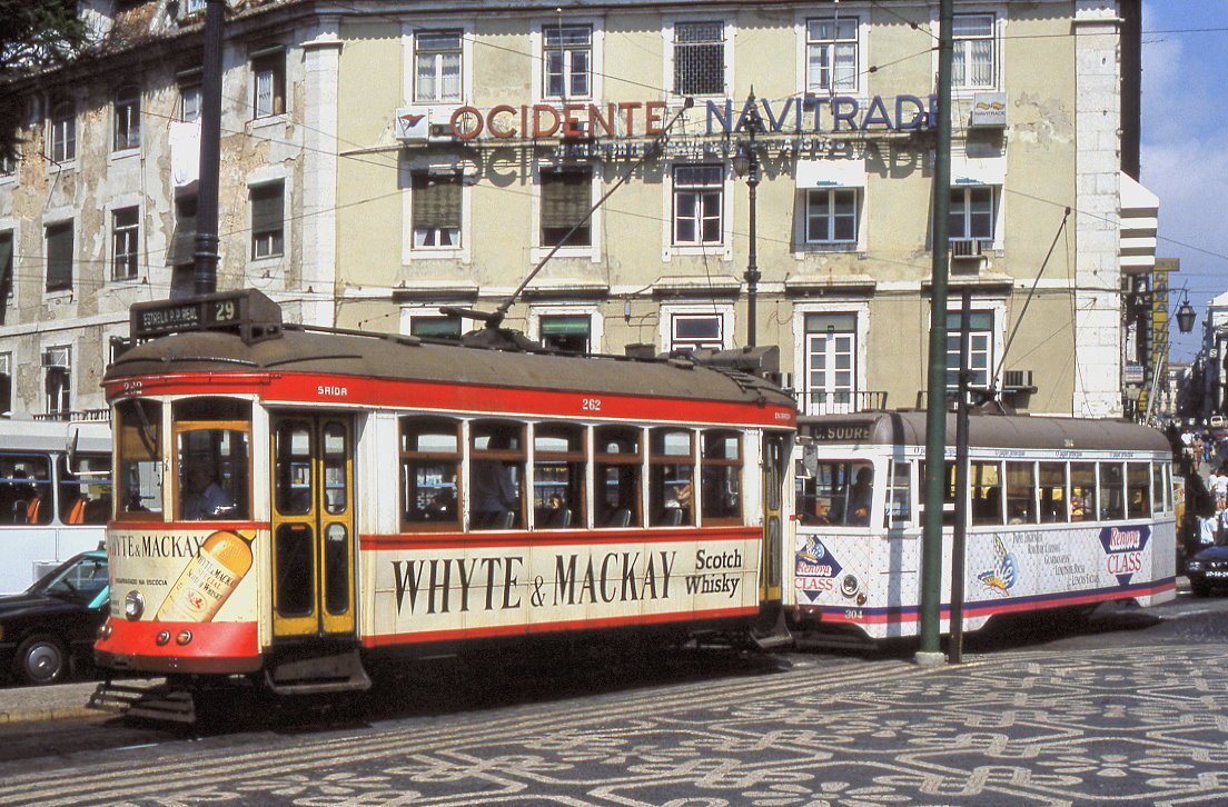 Lisboa 262, 304, Praca da Duque do Terceira, 13.09.1990.
