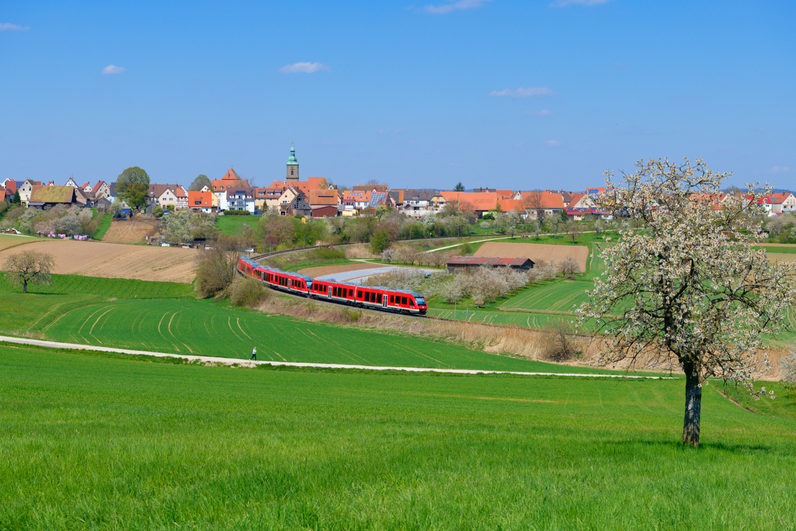 Schülerverstärkerzug RB 58737 (Nürnberg Nordost - Eschenau (Mittelfr)) bei Kalchreuth, 27.04.2021
