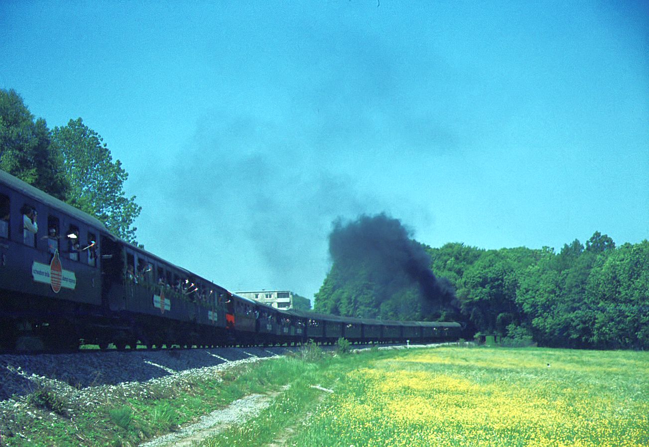 SSB Stuttgart_Filderbahn__Sonderzug der GES von/nach Neuhausen/Filder.__26-05-1973