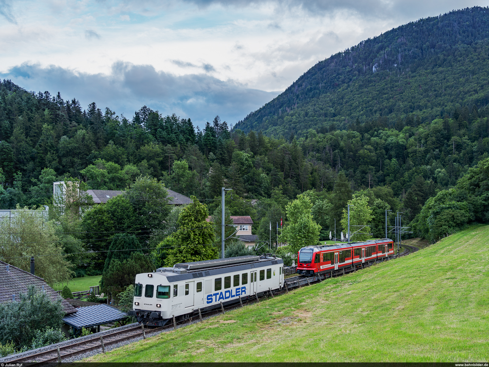 Stadler RBDea 567 173 / Sonceboz-Sombeval, 30. Juni 2024<br>
Lieferung des neuen CJ ABe 4/12 673 nach La Chaux-de-Fonds