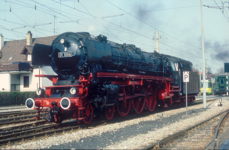 01 1066  Ettlingen  08.04.84