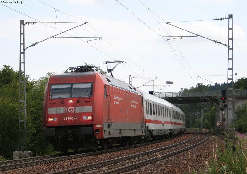 101 057-8 mit dem IC 2004 (IC Bodensse) von Konstanz nach Emden am Esig St.Georgen 6.7.08