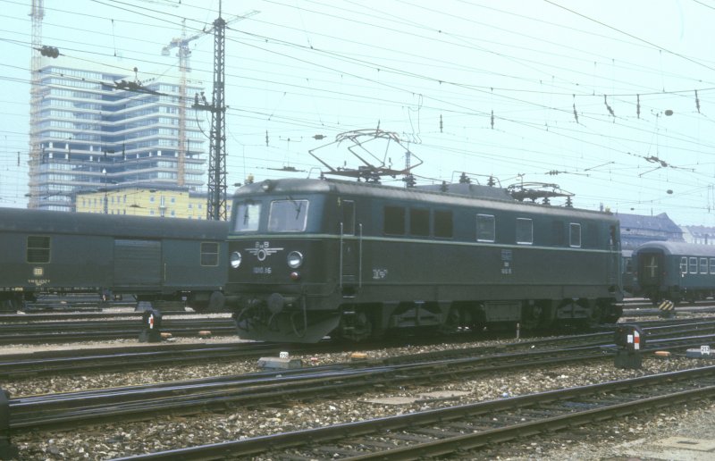 1010.16  Mnchen Hbf  24.05.75