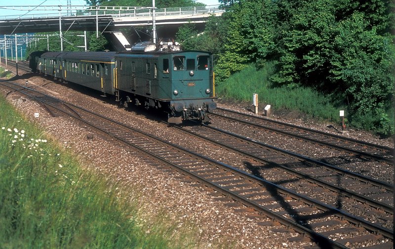 10224  bei Lenzburg  25.05.82