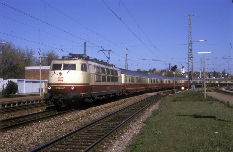 103 245  Bretten  01.05.90