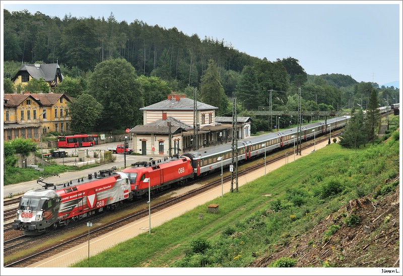 1116.246 (Bundesheer) als Vorspann am OEC162. Rekawinkl, 9.8.2009.