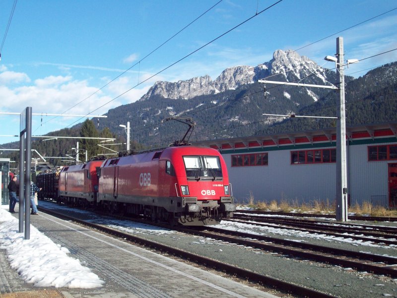 2 Taurus in Reutte in Tirol.