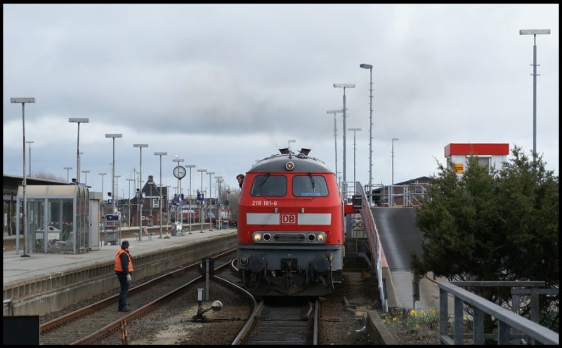 218 181-6 von DB AutoZug Sylt-Shuttle rangierte am 5.04.2008 in Westerland