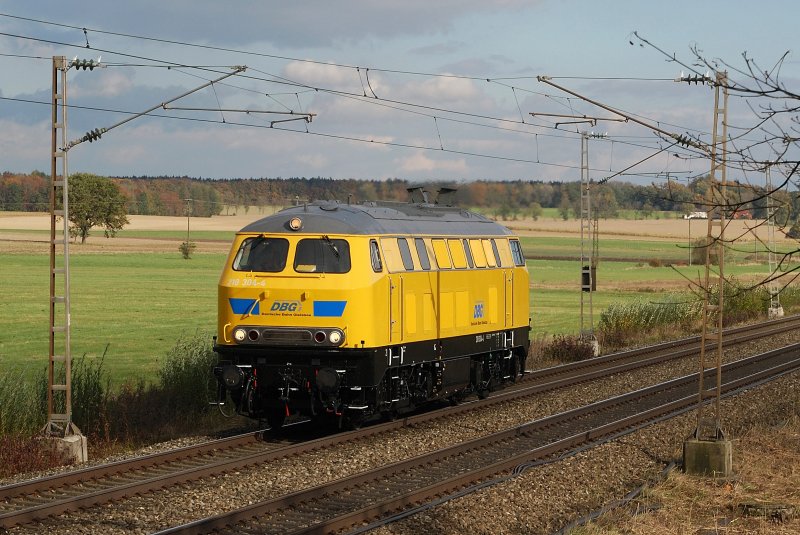 218 304 (DBG) bei Hattenhofen (18.10.2007)