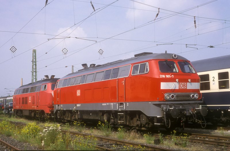 218 901 + 218 181  Hildesheim  12.08.00