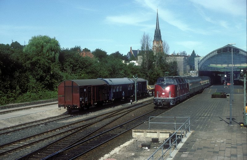 220 025  Lbeck  29.08.83