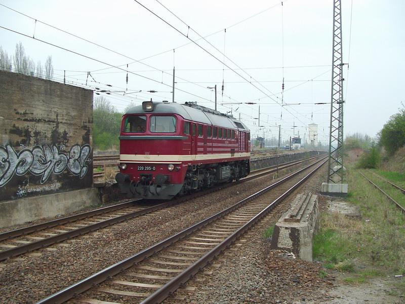 220 295 0 der LEG in Altenburg am 17.04.2005 .