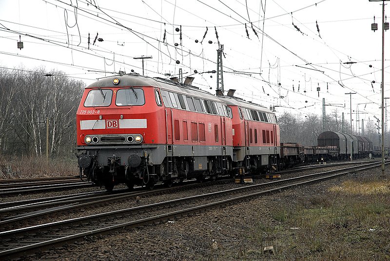 225 802 + 225 811 durchfahren Oberhausen West. 04.02.2007