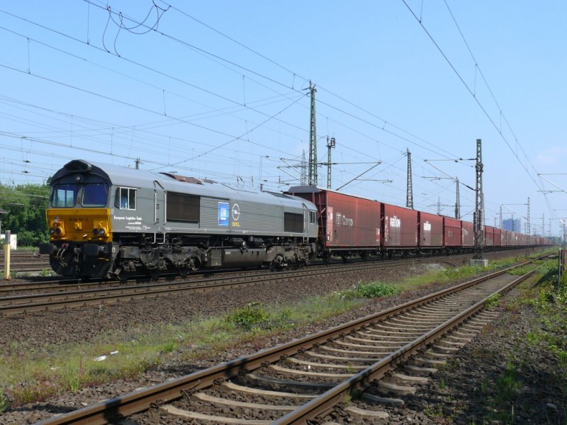 266 452-2 in Oberhausen-West am 2.5.2009