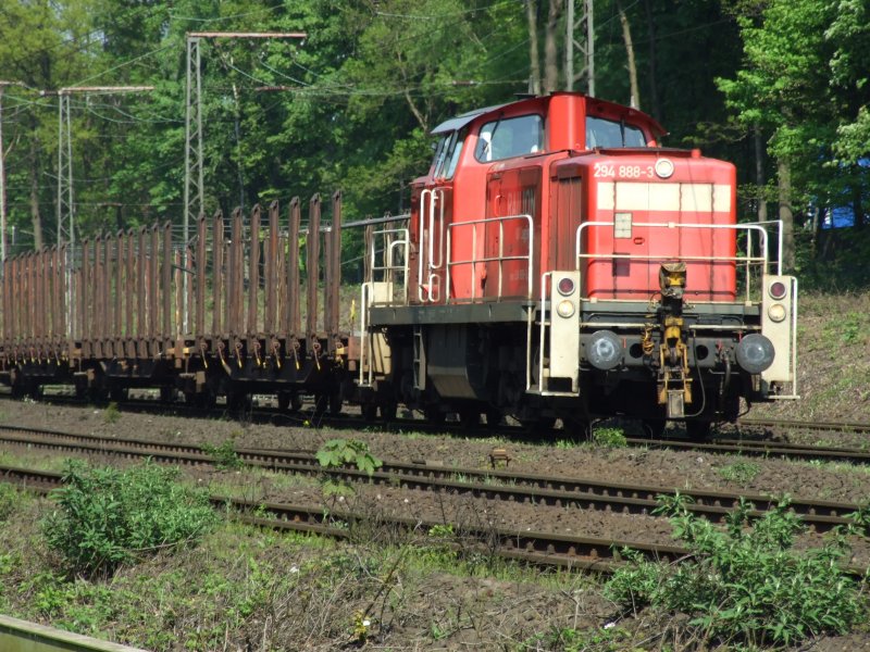 294 888 am 21.4.09 in duisburg-Neudorf