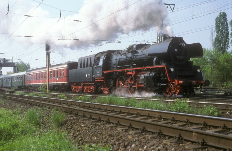 35 1097  Dresden  01.05.00