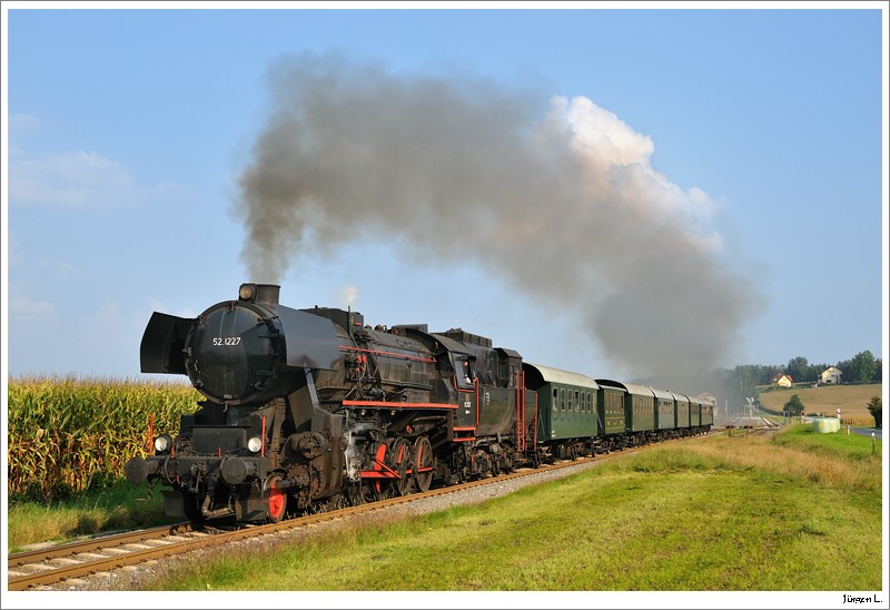 52.1227 mit dem GKB-Sonderpersonenzug 8518 von Wies-Eibiswald nach Graz/GKB-Bhf. Ausfahrt St.Martin/Sulmtal, 20.9.2009.