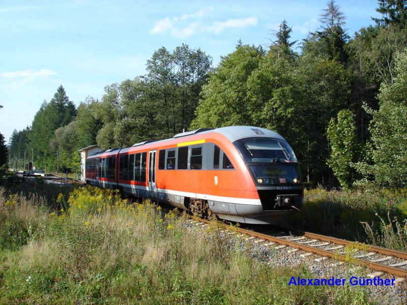 642 159-8 fhrt am 17.09.2006 als RB 27691 nach Altenberg (Erzgeb.) aus Brenstein (b. Glashtte) aus.

