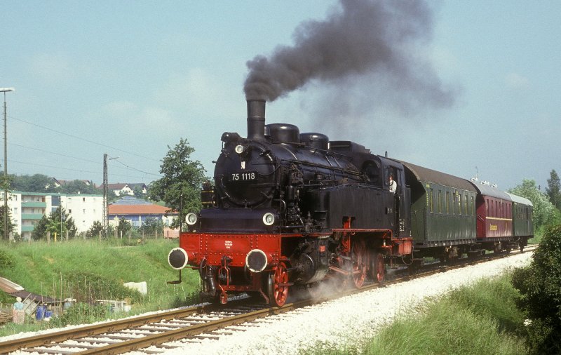 75 1118  Amstetten  05.06.93