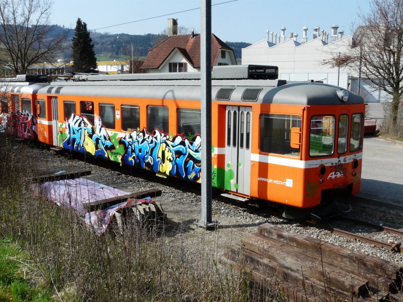 AAR - Triebwagen Be 4/4 9 zum Abruch Abgestellt in einem Industriegeleise auserhalb von Reinach am 09.04.2009