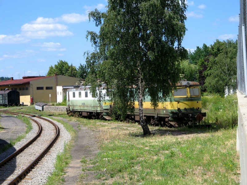 Abgestellte E-Loks in Chomutov, 15.07.06