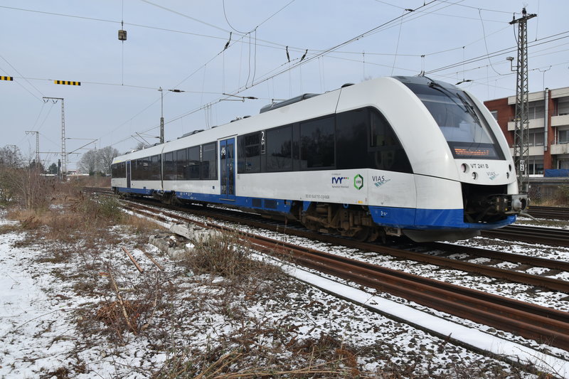 Am Fruhen Nachmittag Kommt Der Vias Vt241 Als Rb 34 Nach Monchengladbach Hbf In Rheydt Hbf Eingefahren Am Samstag Den 3 3 2018 Bahnbilder De