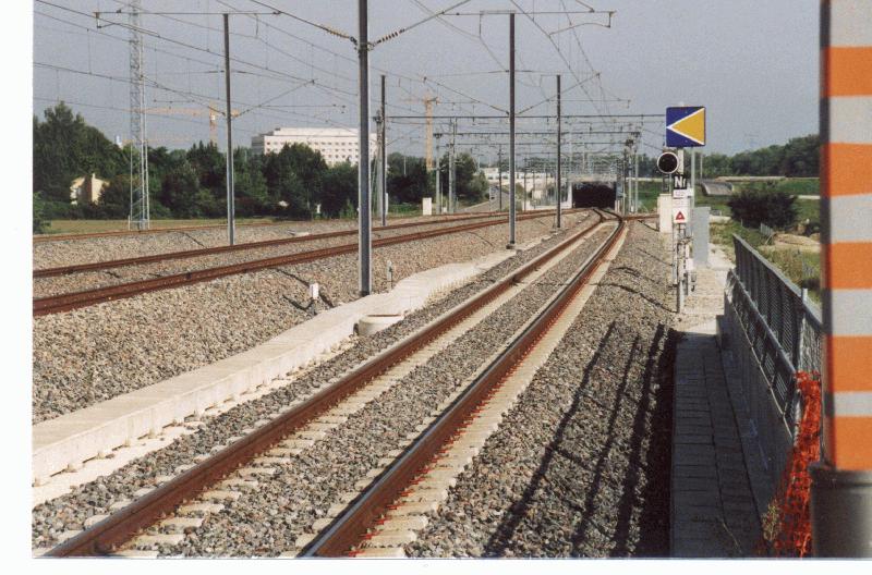 Avignon TGV September 2002