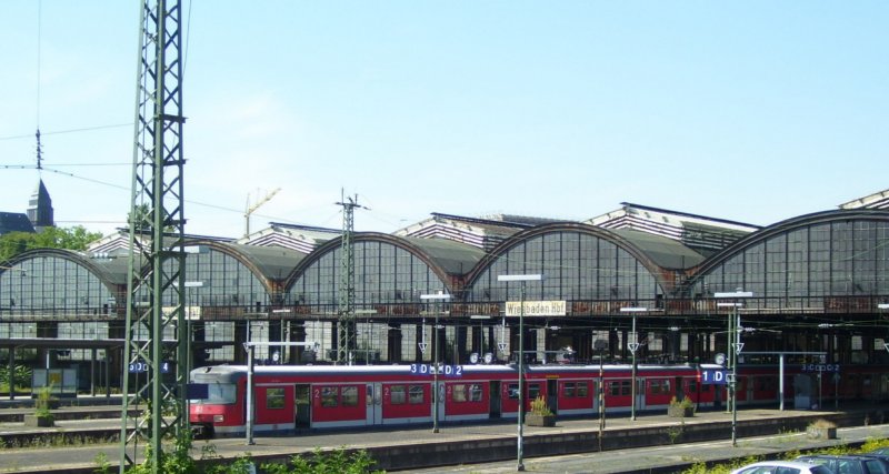 Bahnhofshalle Wiesbaden Hbf; 06.08.2007