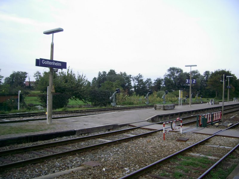 Bahnsteige im Bf Gottenheim