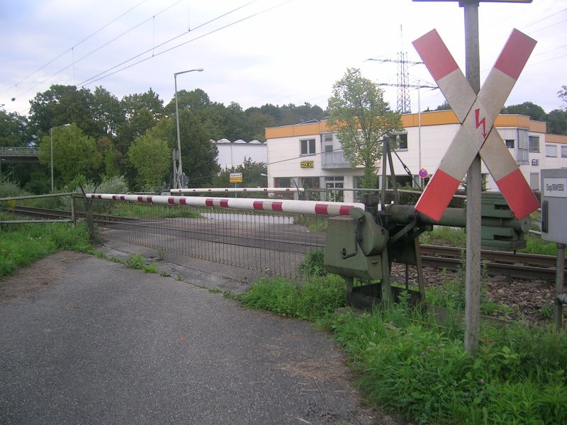 Bahnbergang auf der Rosenheimer Scleife