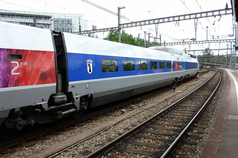 Bhf. Basel/SNCF. Der Taufname des TGV stimmt mit dem Aufnahmeort zufllig berein. Ich bin brigens gespannt, wie eventuelle weitere TGV Zge mit SBB Aufschrift genannt werden. 6.7.2007