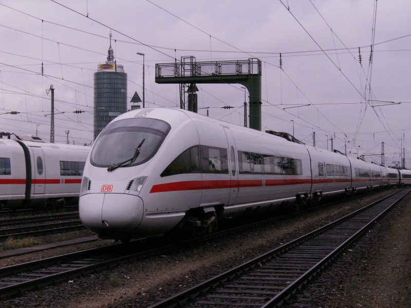 BR 411 als ICE nach Berlin Gesundbrunnen Rangiert am 25.07.2008
in Mnchen.