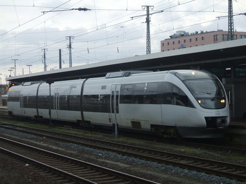 BR VT 2.08 der NordWestBahn fhrt als RB 43 Dortmund - Dorsten,
Gleis 23 im Dortmunder Hbf.(29.12.2007) 