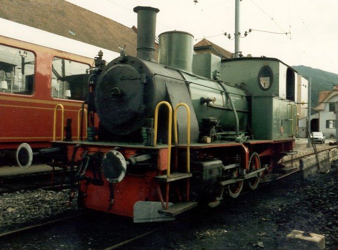 Dampflok E 3/3 1 im OeBB Bahnhofsareal von Balsthal im August 1985