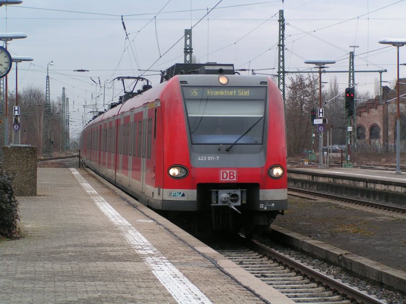 DB423 711 in Bad Homburg