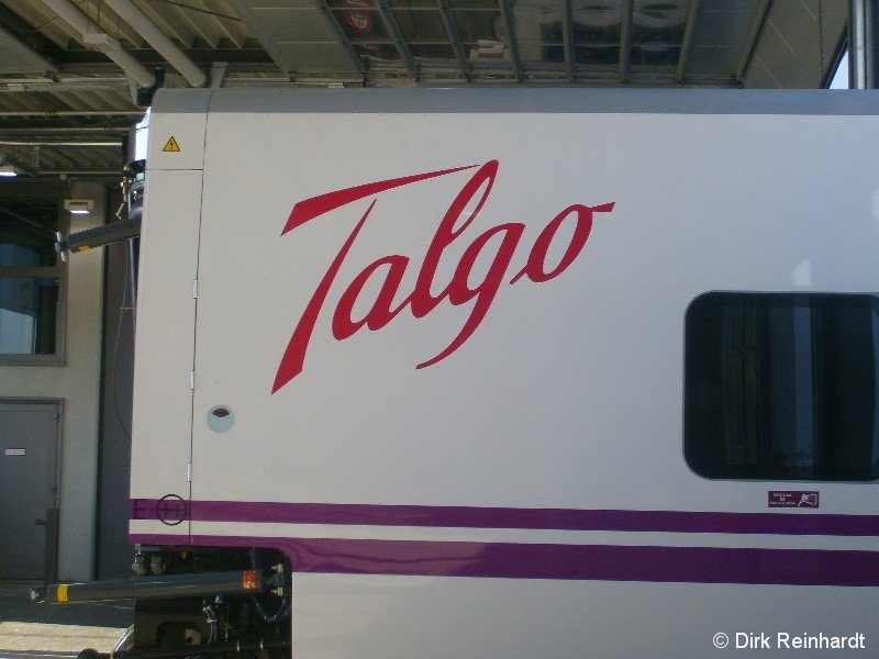 Der Schriftzug der Talgo-Wagen.