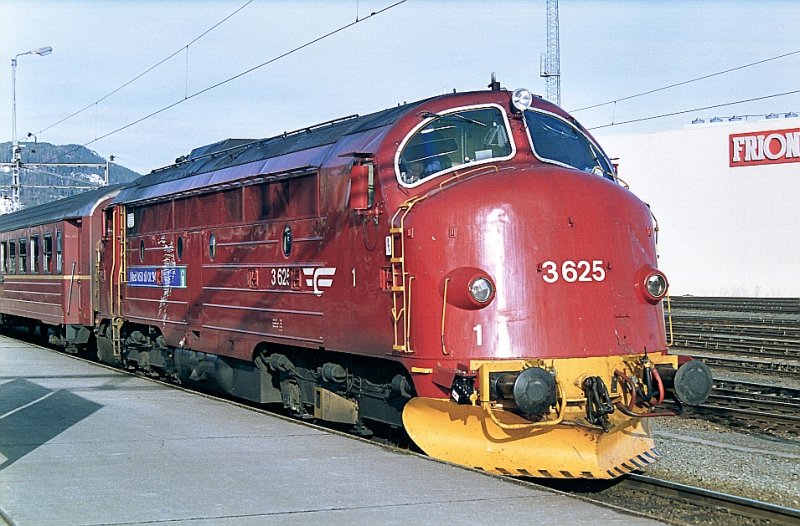 Di3 625 in Trondheim 22-04-1993.