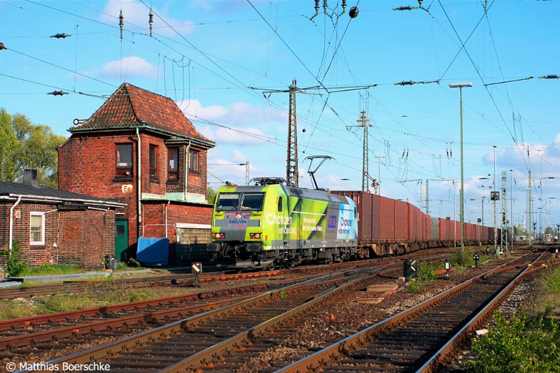 Die KS 185 152-6 in Hmb.Eidelstedt am 18.04.07.