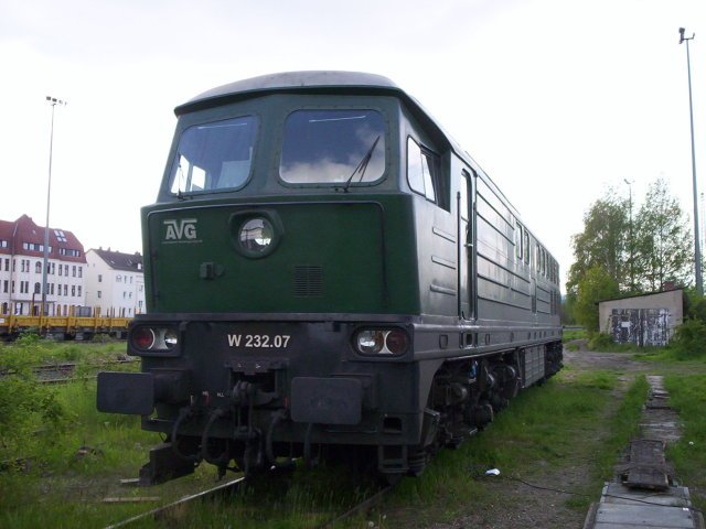 Diesellok W232 07 der Ascherslebener Verkehrsgesellschaft. 
Aufgenommen im Bahnhof Magdeburg-Sudenburg.