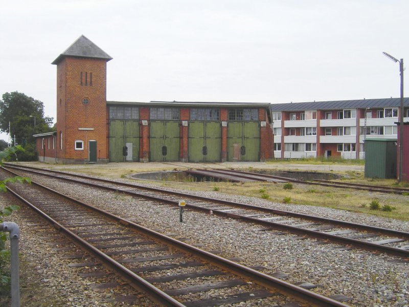 Drehscheibe mit Lokschuppen in Varde Vest