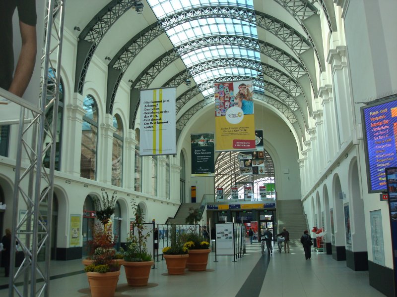 Dresden Hauptbahnhof , Eingangshalle,
Okt.2009