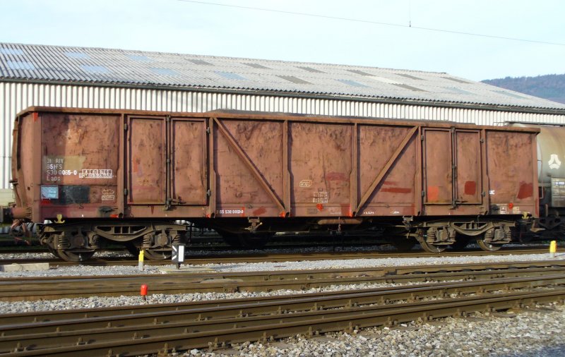 Eaos 31 85 530 0 065-0 im SBB Gterbahnhof von Biel/Bienne am 25.11.2006