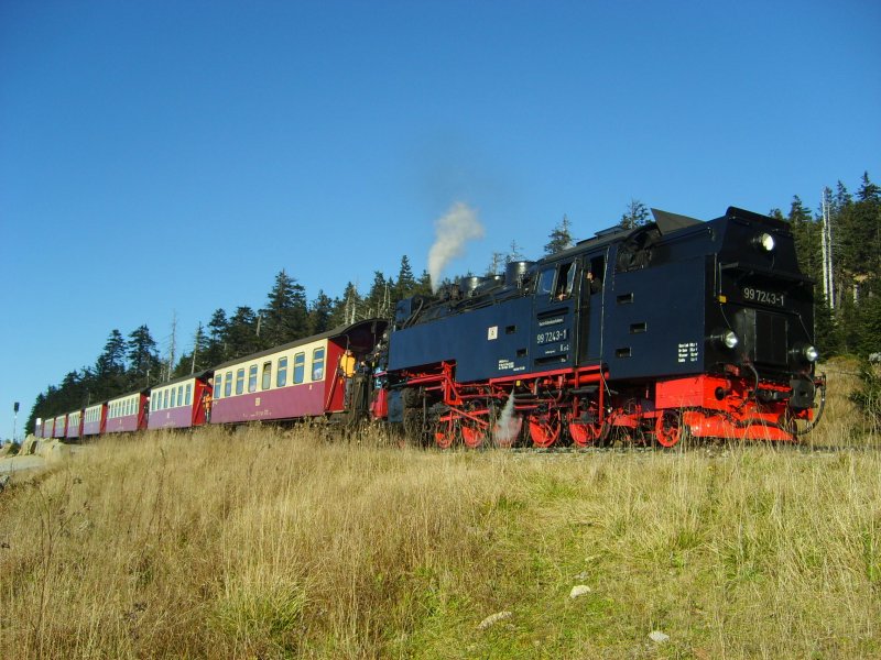 Ein Brockenzug am Goetheweg