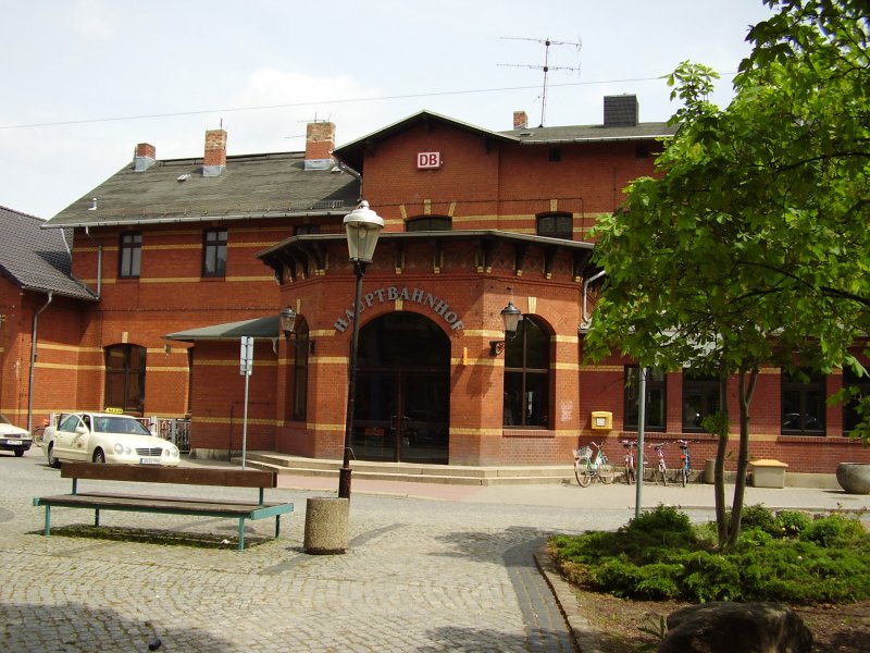 Eingangsbereich vom Arnstdter Hauptbahnhof.