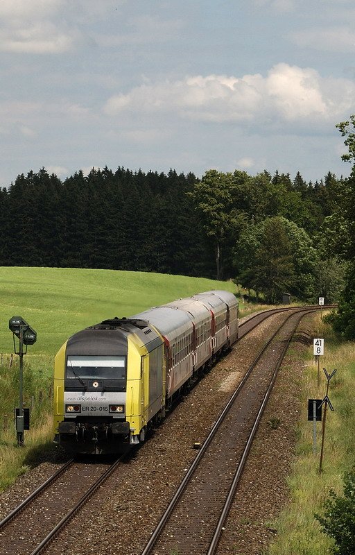 ER 20 - 015 mit Alx 86710 vor Gnzach (28.06.2007)