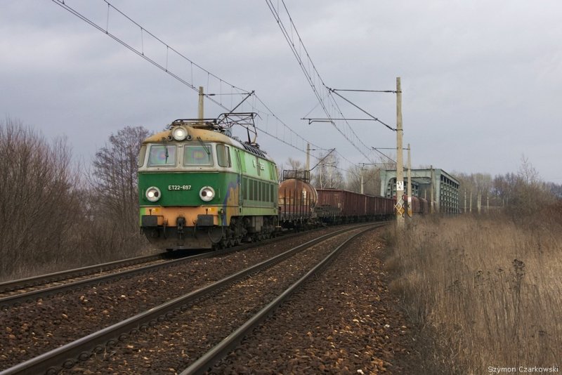 ET22-697 in Czechowice-Dziedzice am 03.01.2007