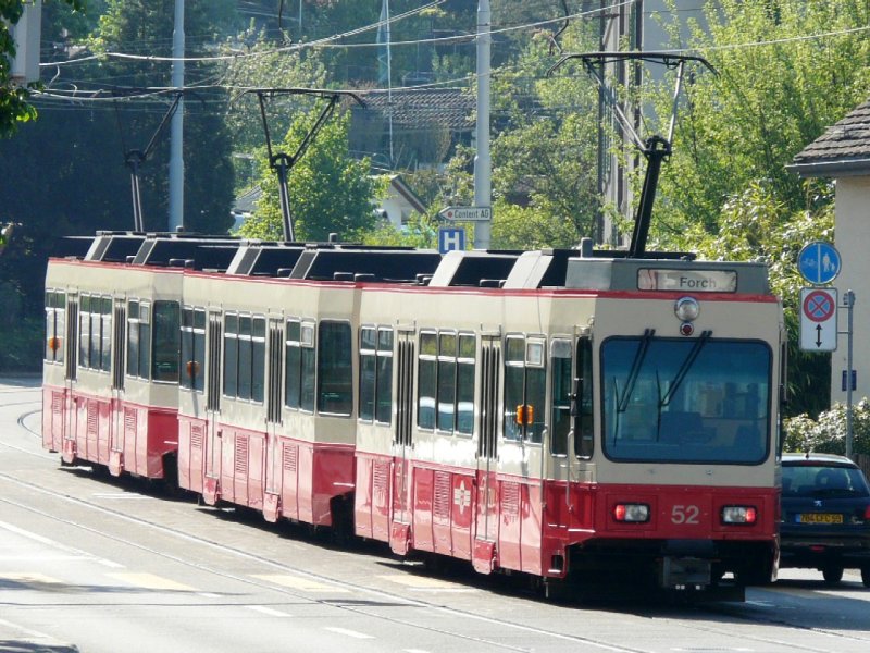 FB - Triebwagenzug mit den Be 4/4 52 und Be 4/4 54 und Be 4/4 51 unterwegs in richtung Forch am 08.05.2008