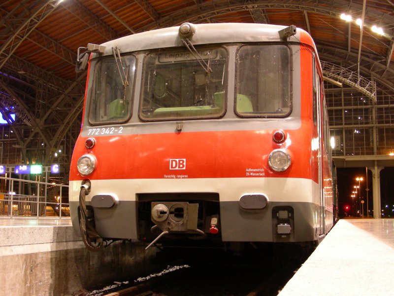 Ferkeltaxe in der Nacht im Leipziger Hbf