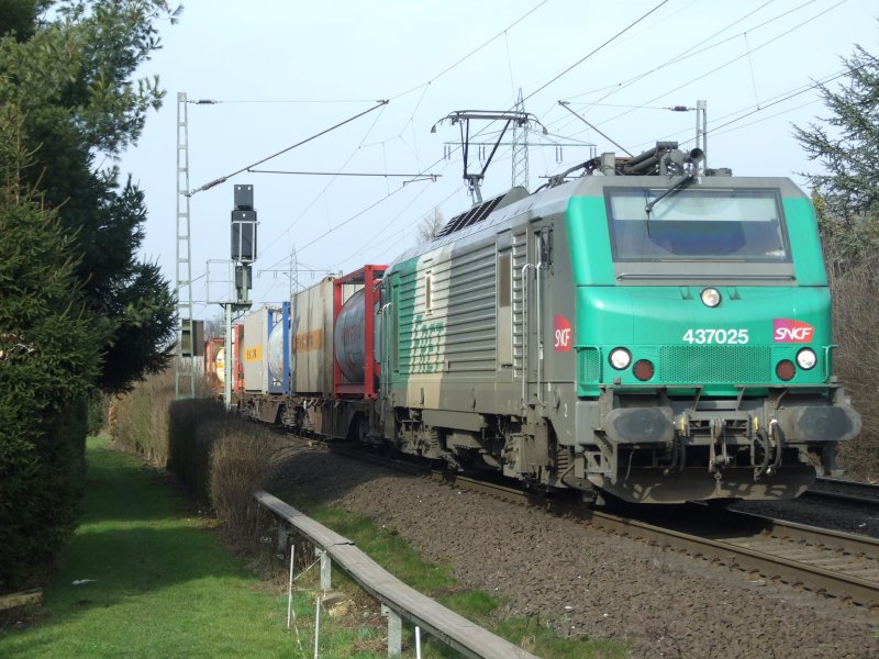 FRET 437025 durchfhrt Ratingen-Lintorf